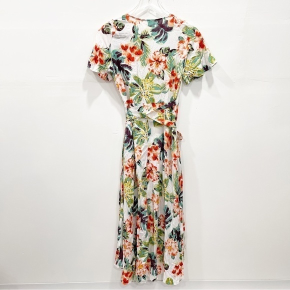 Paisley Raye Primrose Wrap Dress in White Tropical Floral XS - Picture 3 of 11